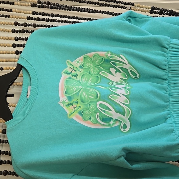 Cropped "Lucky" Sweatshirt - Picture 5 of 6